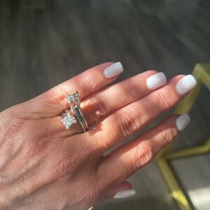 14k gold Women's Ring Set with diamonds